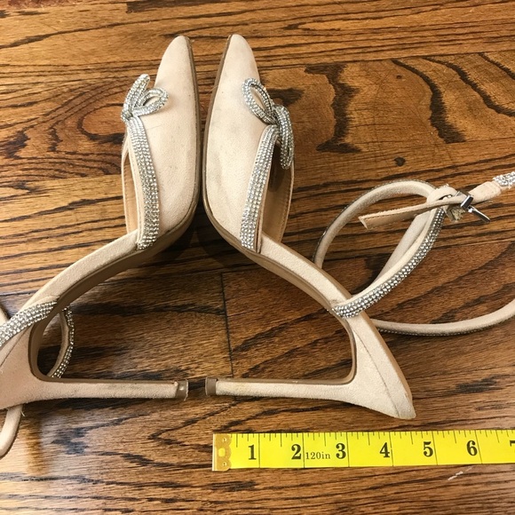 Express Women's Chic Cream and Silver Strappy Heels - Picture 3 of 5